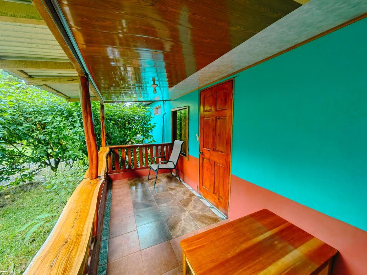 Hotel Gitana Corcovado, Y Tour Operador Drakes Bay Exteriör bild