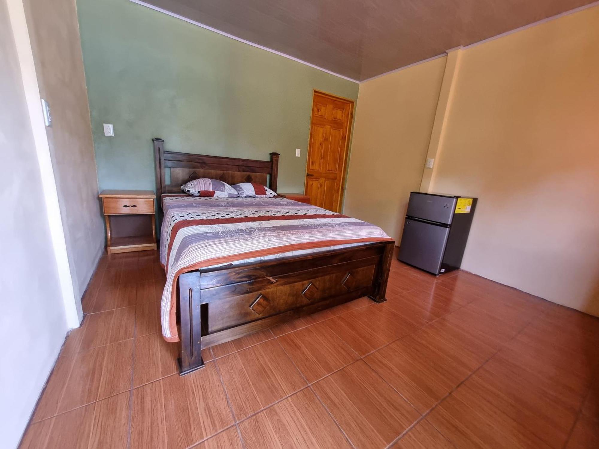 Hotel Gitana Corcovado, Y Tour Operador Drakes Bay Exteriör bild